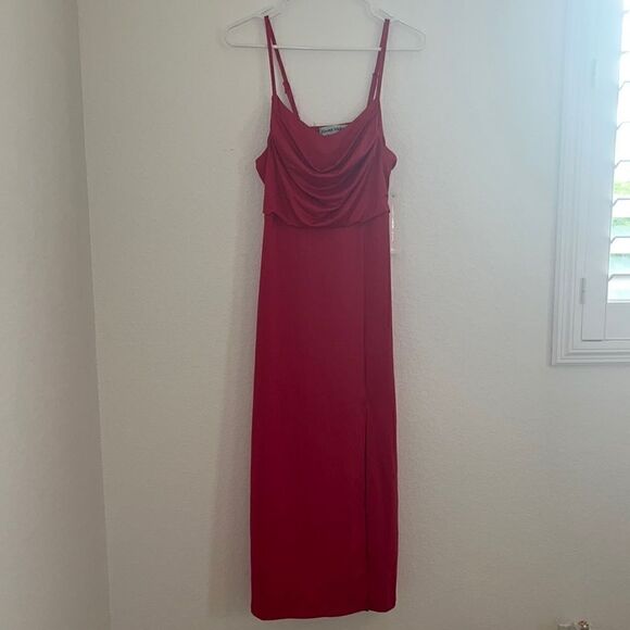 New Almost Famous RASPBERRY Tank MIDI Dress - Picture 1 of 7